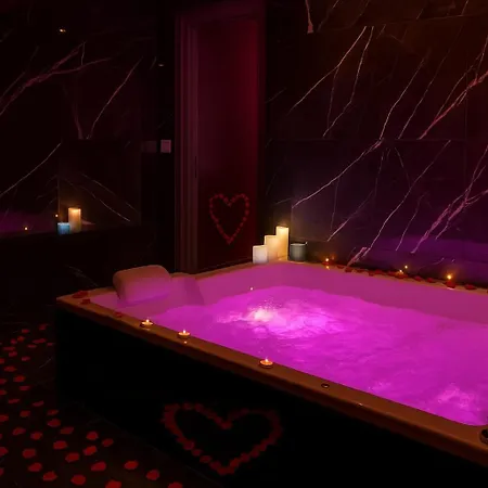 Love Room Royan-3